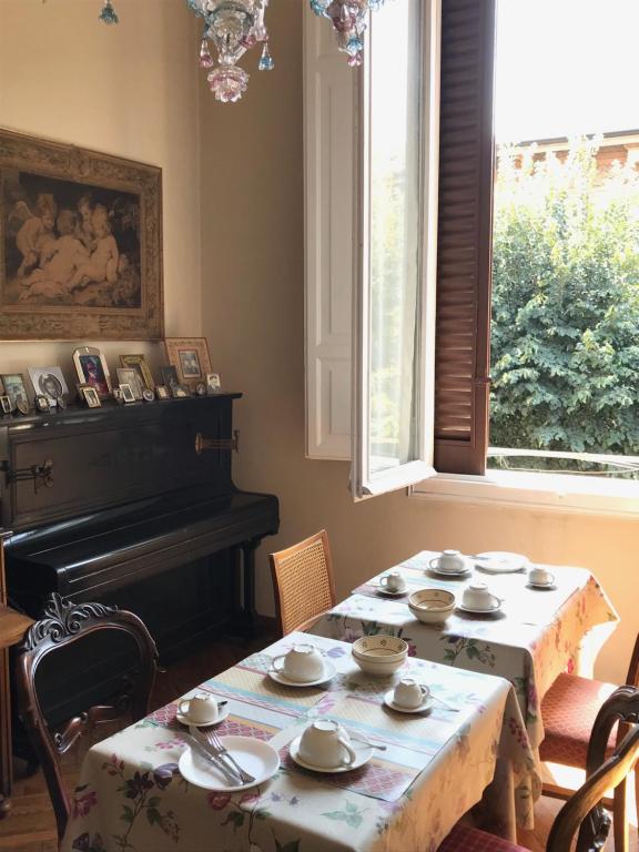 Italy Prestigious Guest House room 1